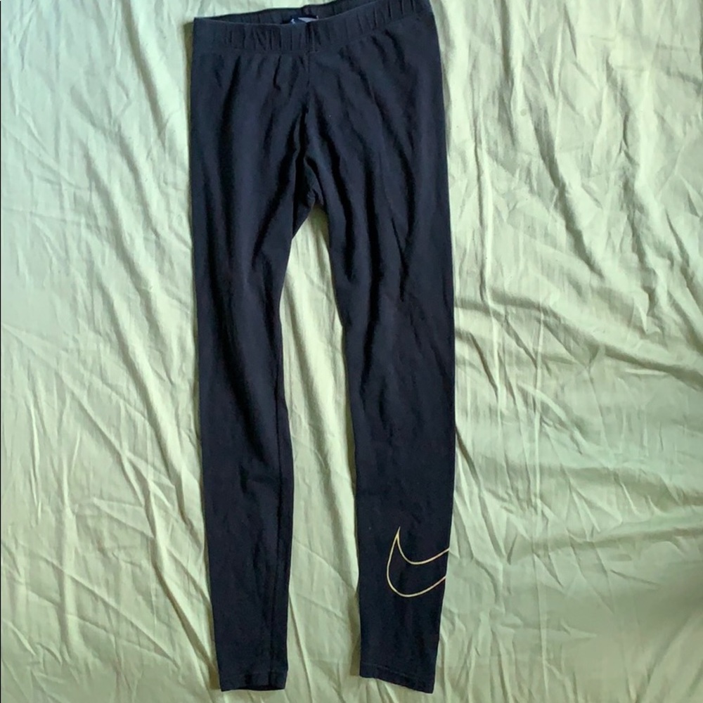 Small Black Nike Leggings